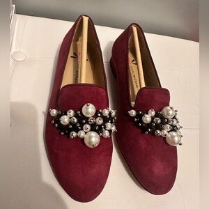 Elegant Isaac Mirahi Burgundy Loafers with Pearl Embellishments